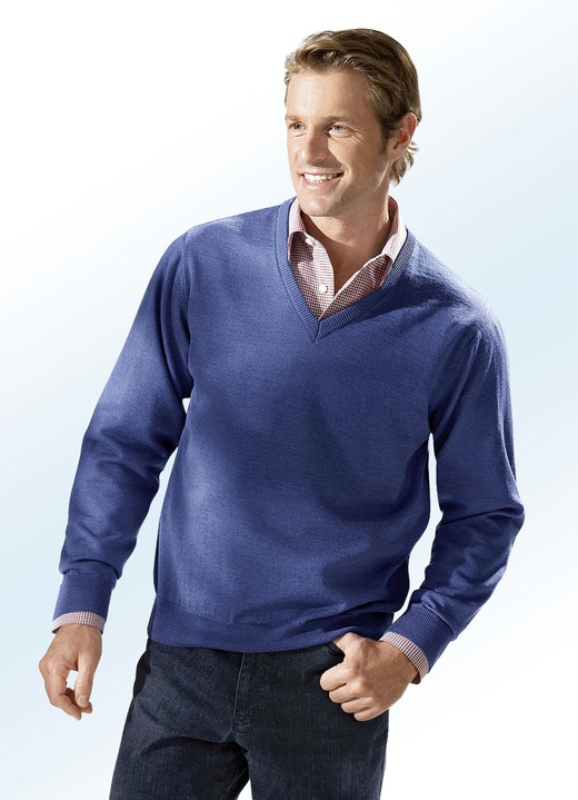 Pullover in 4 Farben mit V-Ausschnitt - Pullover & Strickmode | BADER