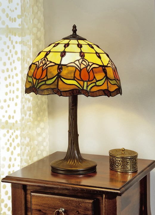 Tiffany-Leuchte, 1-flammig mit durchgefärbten Tiffany-Glasstückchen -  Klassische Möbel | BADER