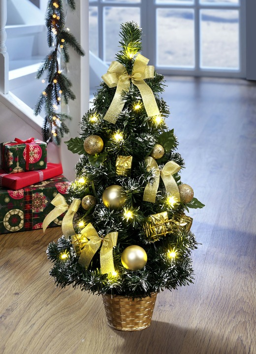 Beleuchteter Weihnachtsbaum - | BADER
