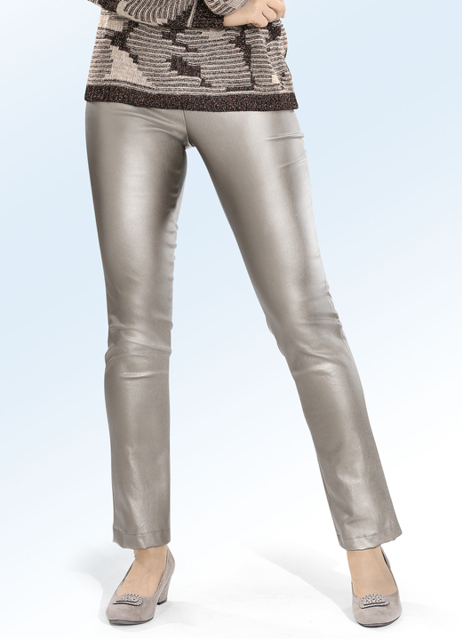 Hosen - Hose mit fein schimmerndem Glanzeffekt, in Größe 021 bis 052, in Farbe TAUPE Ansicht 1