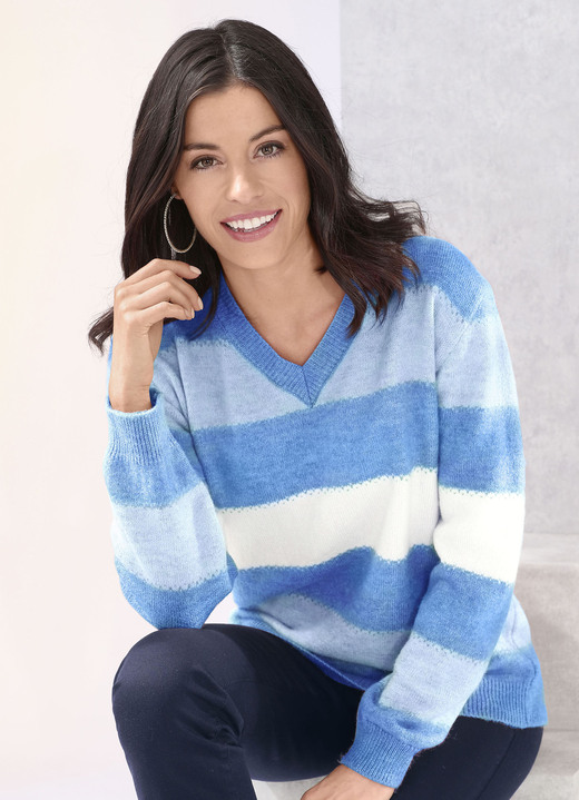 Pullover - Pullover in sehr flauschigem Material, in Größe 036 bis 052, in Farbe BLAU-HELLBLAU-ECRU Ansicht 1