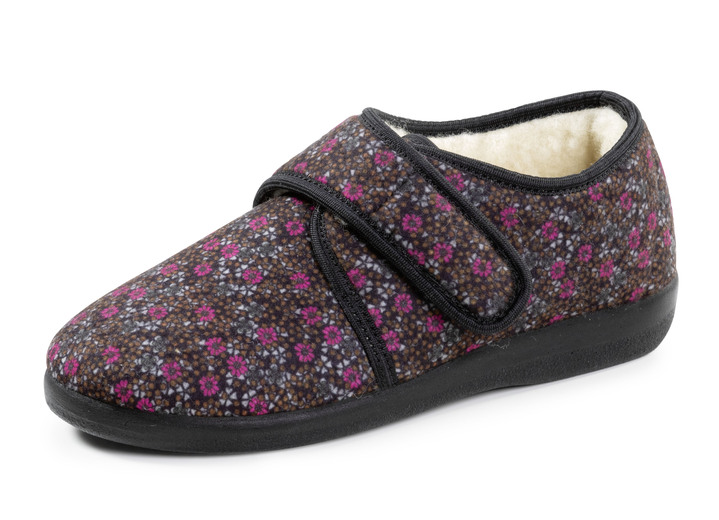 Hausschuhe - Klettschuh-Hauschuh aus floral bedrucktem Textilmaterial, in Größe 036 bis 042, in Farbe SCHWARZ-BUNT Ansicht 1