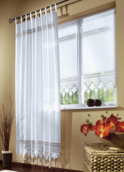 Fensterdekoration in verschiedenen Farben - Gardinen | BADER