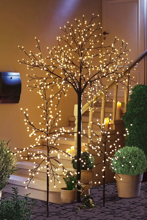 LED-Baum mit LED-Kugeln - Gartenbeleuchtung